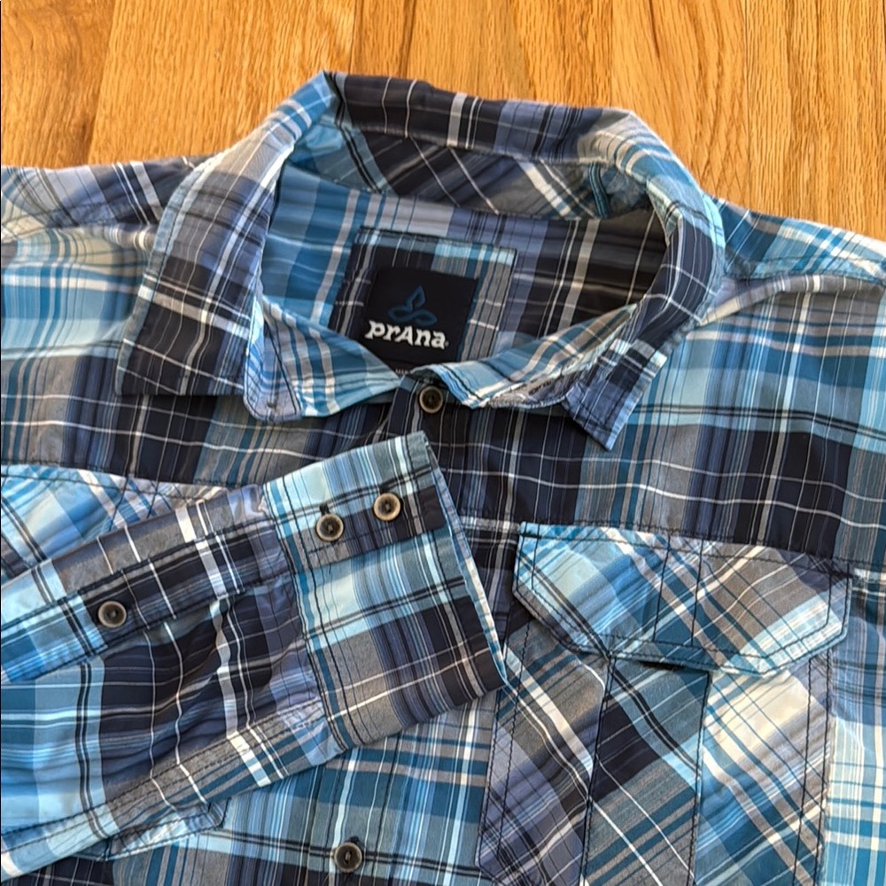 PRANA Nylon Plaid Long Sleeve Button Rolled Sleeve Hiking Shirt, Size M